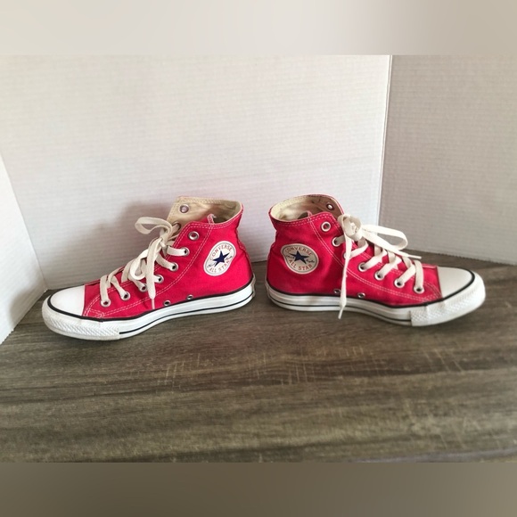 Hot Pink Unisex High Top Converse - Picture 2 of 13